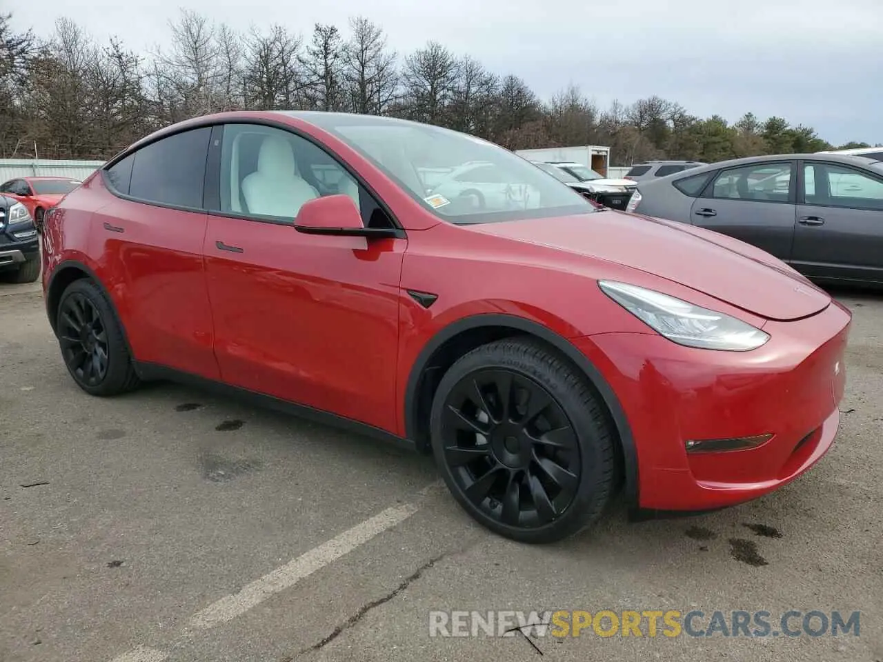 4 fotografías del automóvil dañado 7SAYGAEEXNF313657 TESLA MODEL Y 2022