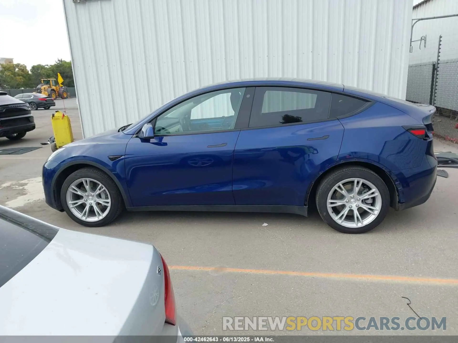 15 fotografías del automóvil dañado 7SAYGAEEXNF363300 TESLA MODEL Y 2022