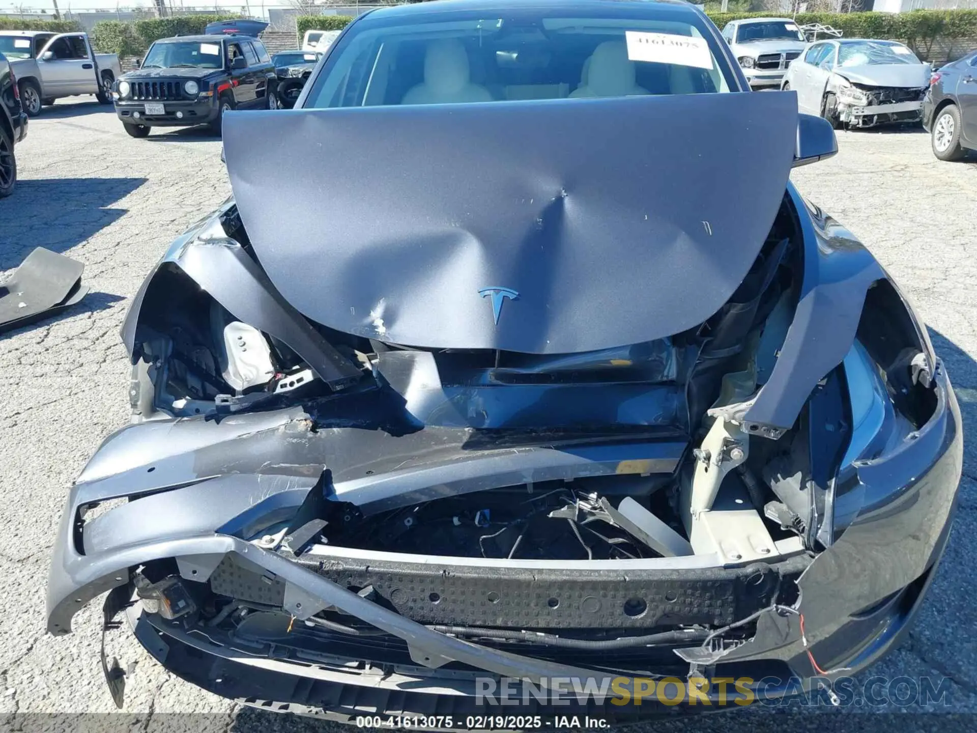 6 fotografías del automóvil dañado 7SAYGAEEXNF381389 TESLA MODEL Y 2022