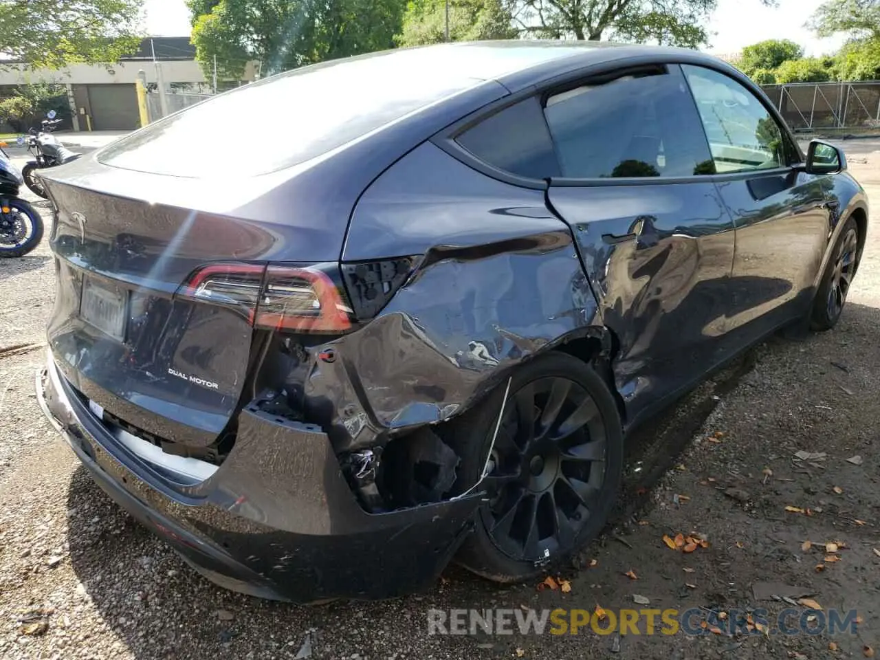 4 fotografías del automóvil dañado 7SAYGAEEXNF381487 TESLA MODEL Y 2022