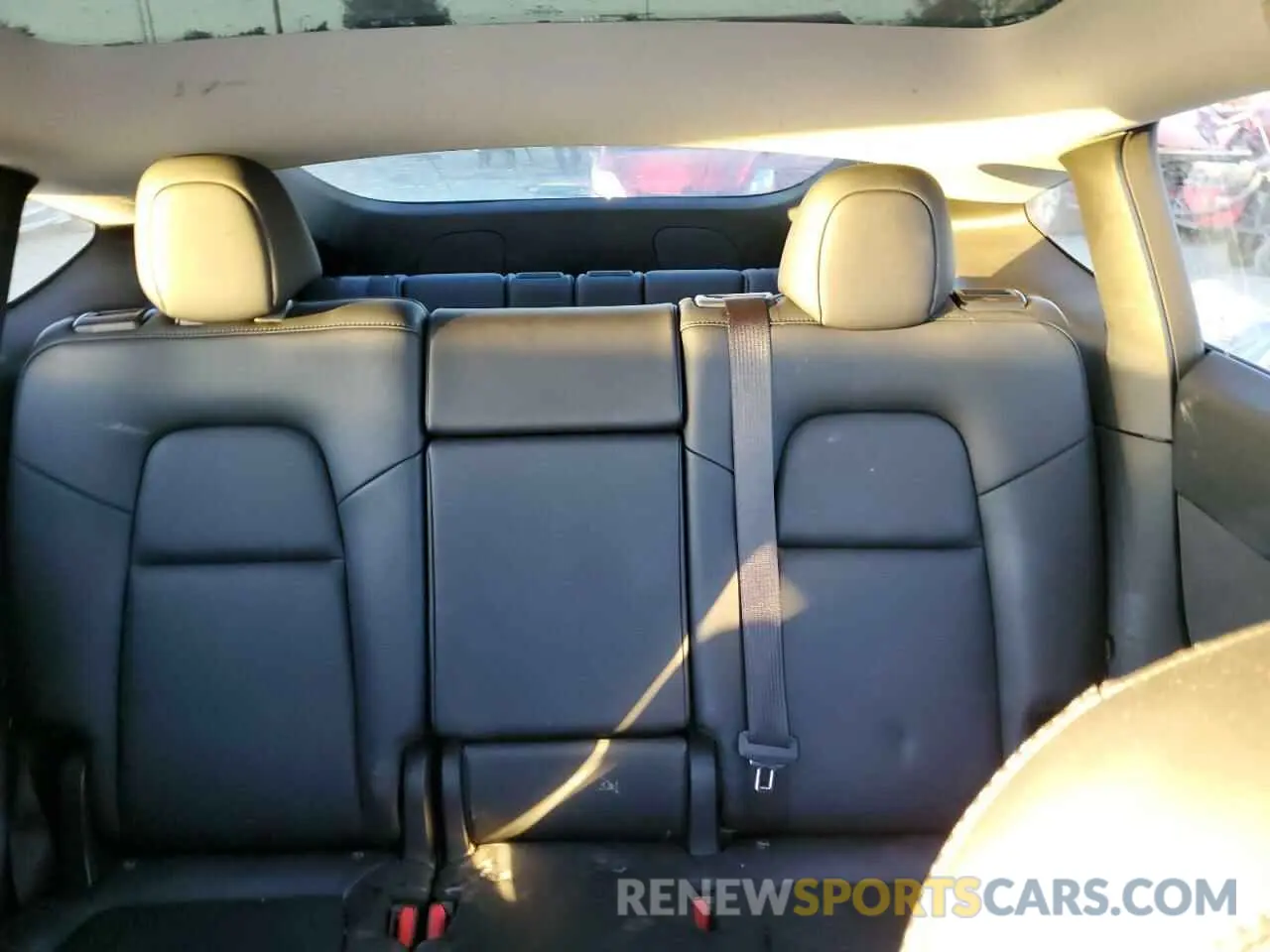 10 fotografías del automóvil dañado 7SAYGAEEXNF488944 TESLA MODEL Y 2022