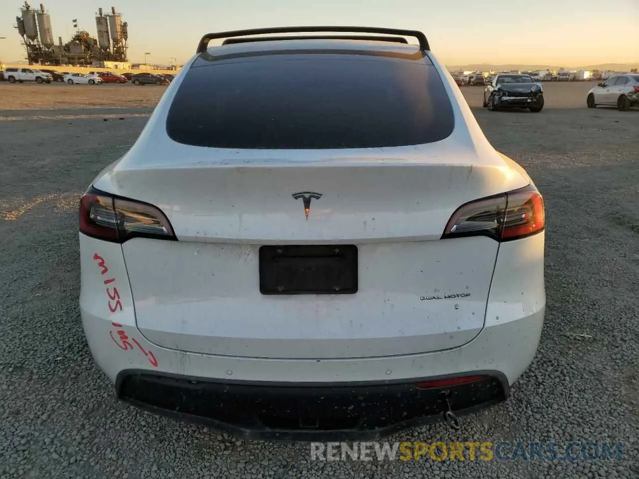 6 fotografías del automóvil dañado 7SAYGAEEXNF488944 TESLA MODEL Y 2022