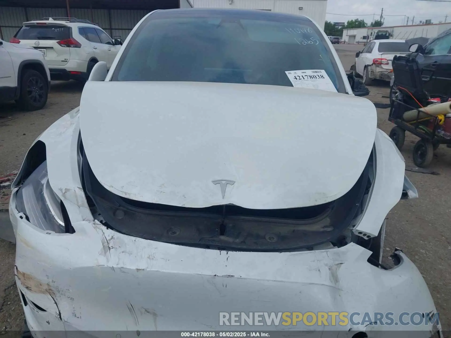 11 fotografías del automóvil dañado 7SAYGDEE0NF332610 TESLA MODEL Y 2022