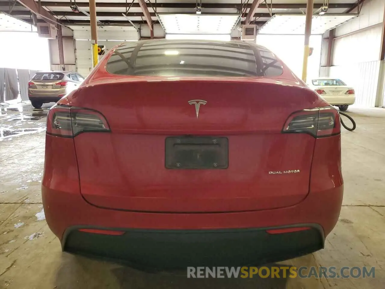 6 fotografías del automóvil dañado 7SAYGDEE0NF339122 TESLA MODEL Y 2022