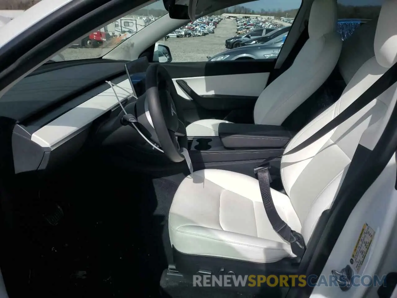 7 fotografías del automóvil dañado 7SAYGDEE0NF339363 TESLA MODEL Y 2022