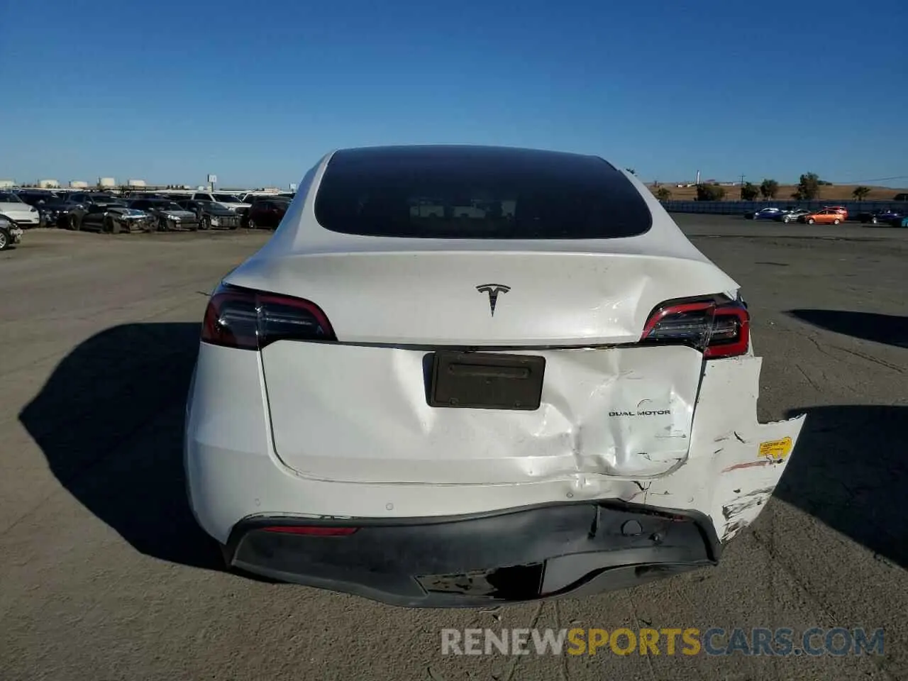 6 fotografías del automóvil dañado 7SAYGDEE0NF360312 TESLA MODEL Y 2022