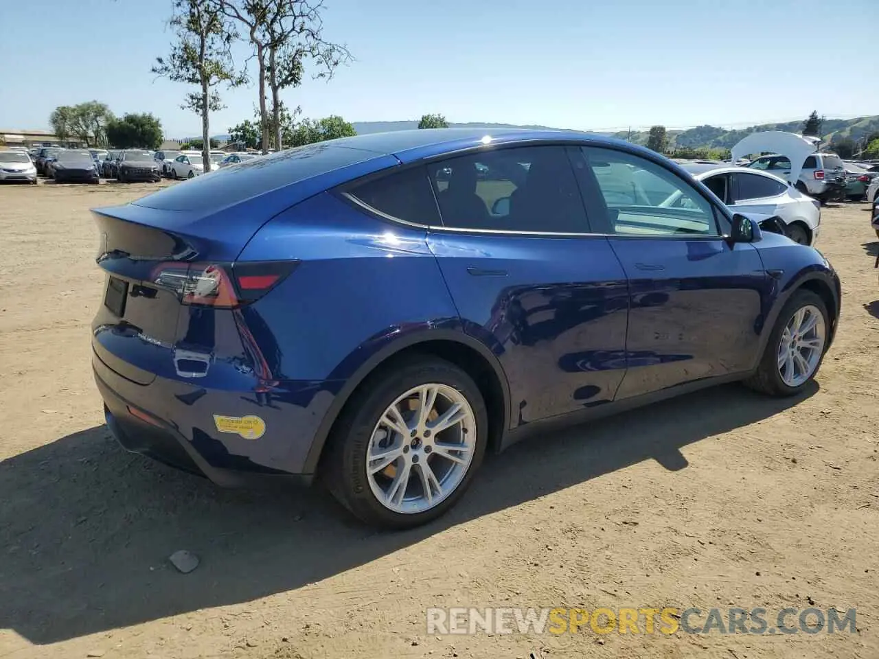 3 fotografías del automóvil dañado 7SAYGDEE0NF394105 TESLA MODEL Y 2022