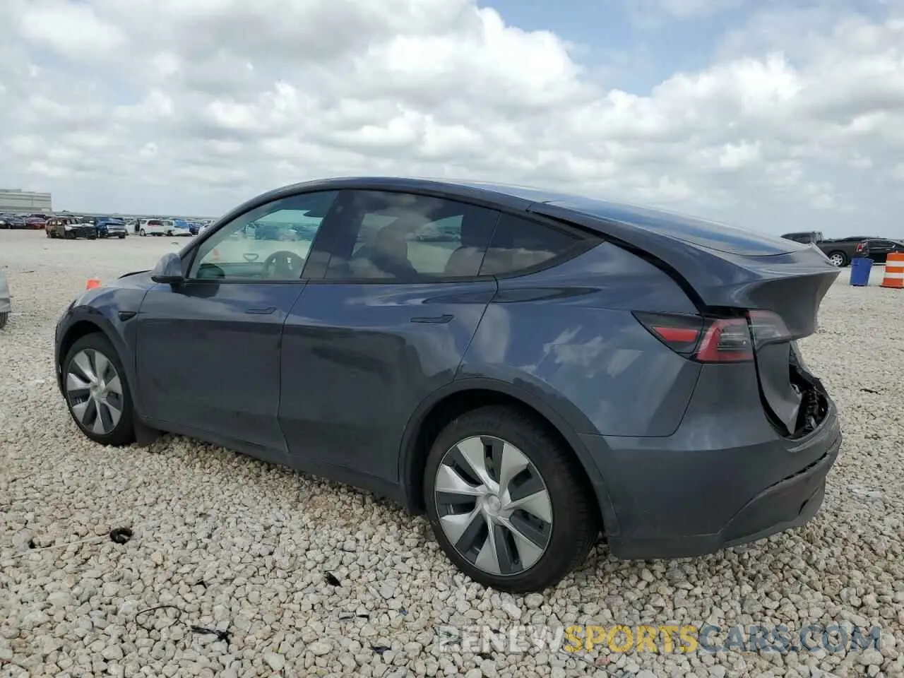 2 fotografías del automóvil dañado 7SAYGDEE0NF428446 TESLA MODEL Y 2022