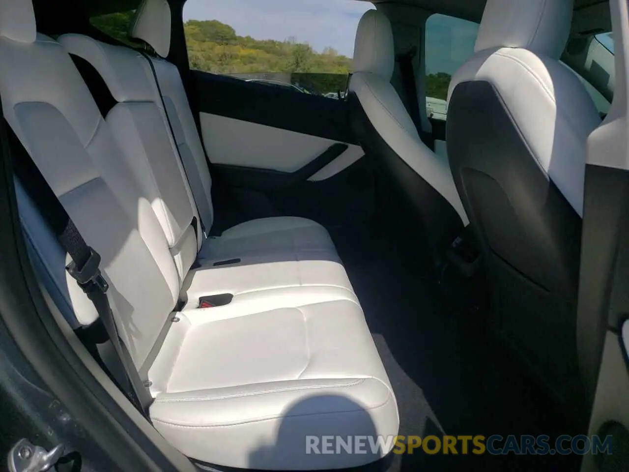 11 fotografías del automóvil dañado 7SAYGDEE0NF446218 TESLA MODEL Y 2022