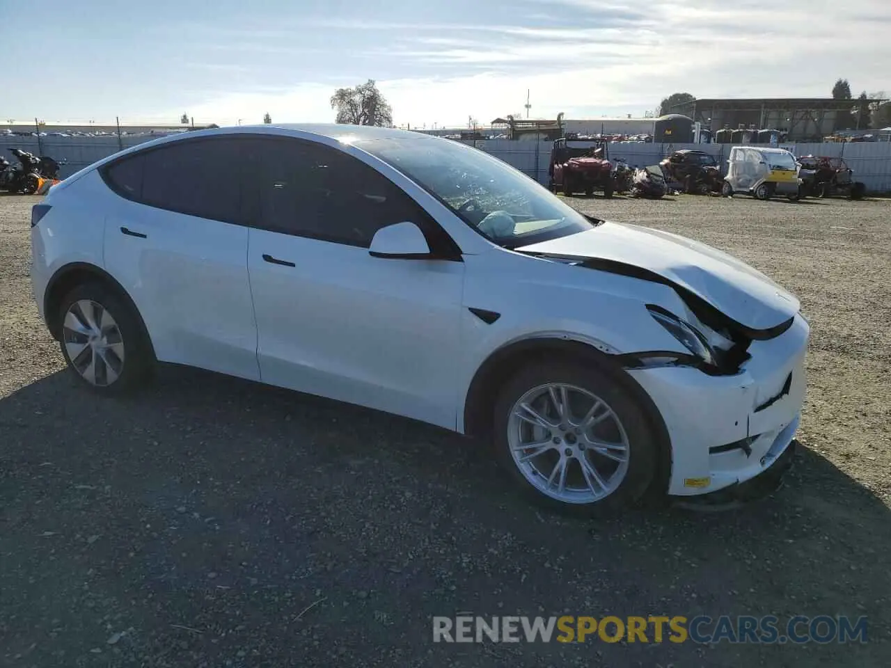 4 fotografías del automóvil dañado 7SAYGDEE0NF493118 TESLA MODEL Y 2022