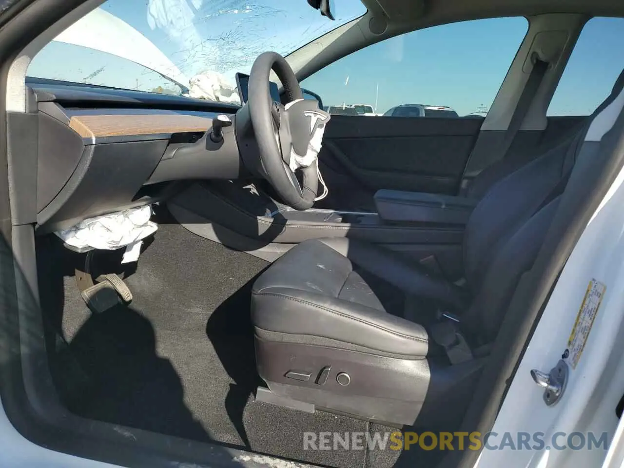 7 fotografías del automóvil dañado 7SAYGDEE0NF493118 TESLA MODEL Y 2022