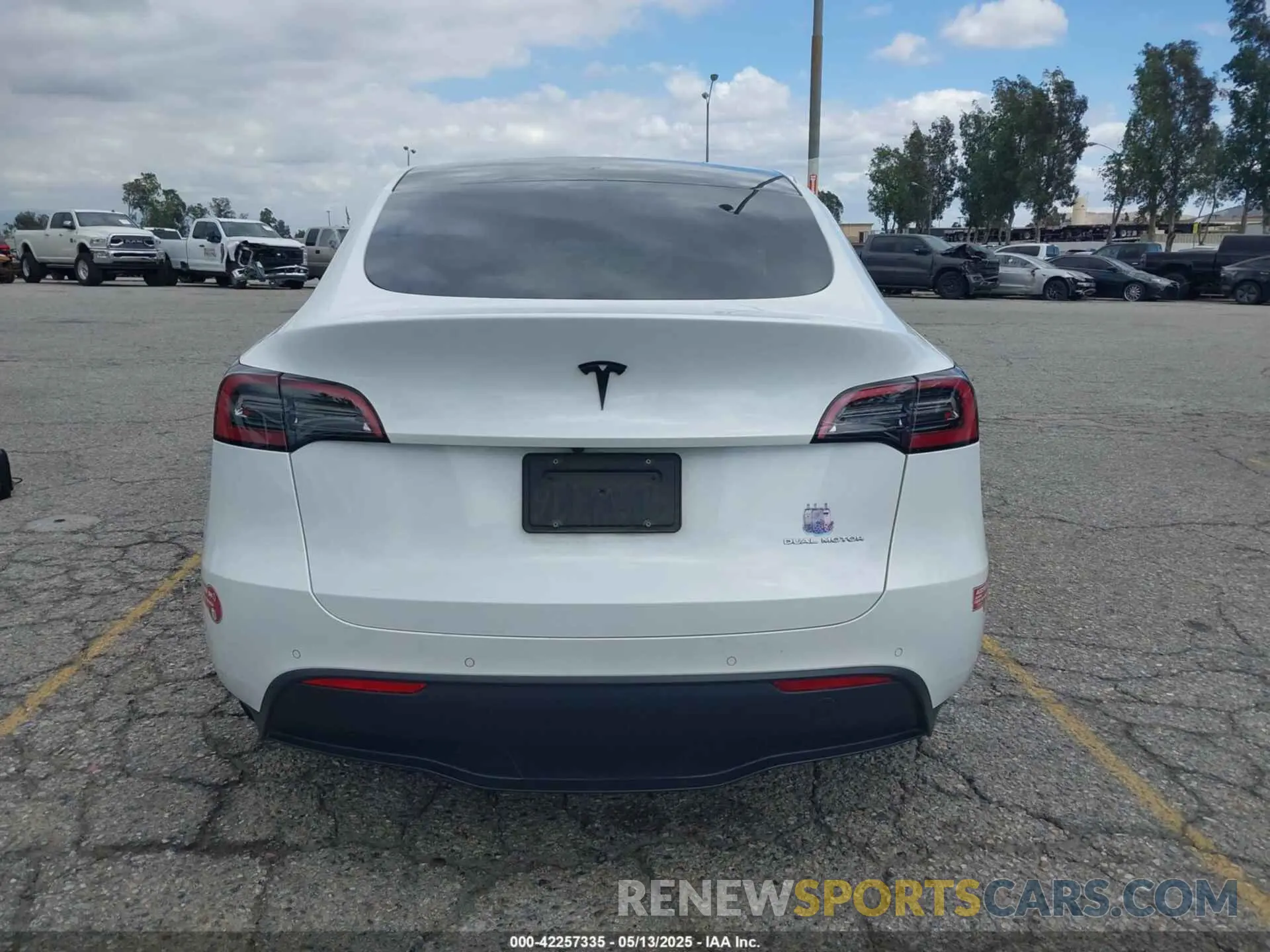 15 fotografías del automóvil dañado 7SAYGDEE1NA021054 TESLA MODEL Y 2022