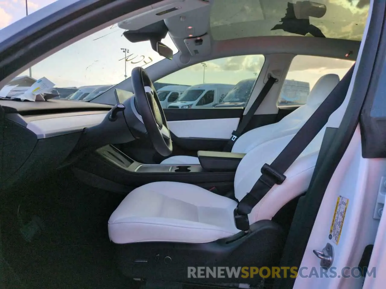 7 fotografías del automóvil dañado 7SAYGDEE1NF368922 TESLA MODEL Y 2022