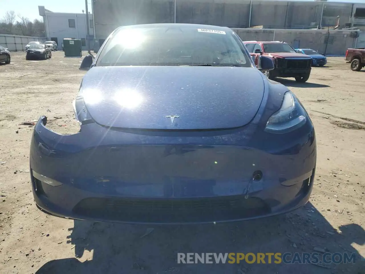 5 fotografías del automóvil dañado 7SAYGDEE1NF429931 TESLA MODEL Y 2022