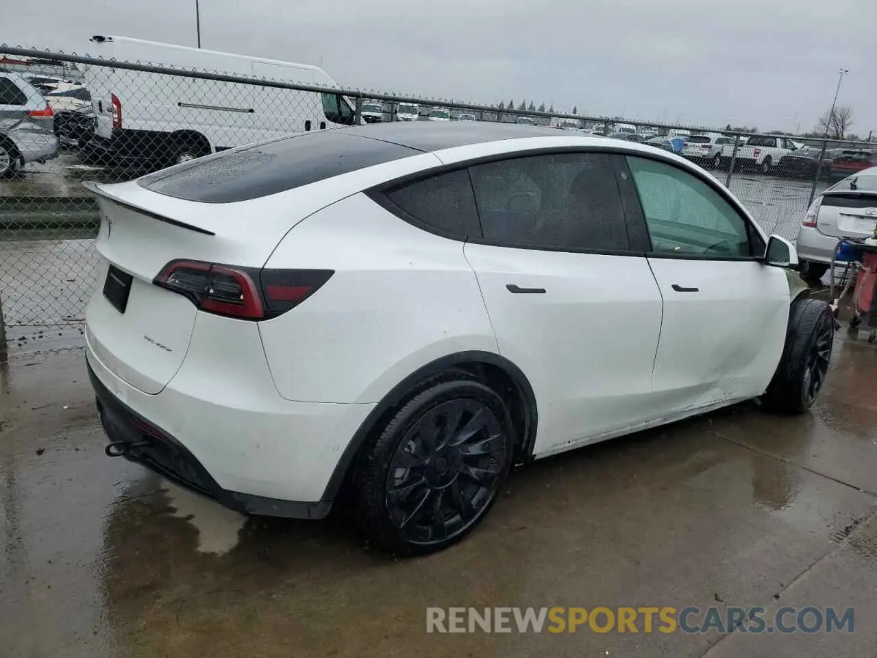 3 fotografías del automóvil dañado 7SAYGDEE1NF491488 TESLA MODEL Y 2022