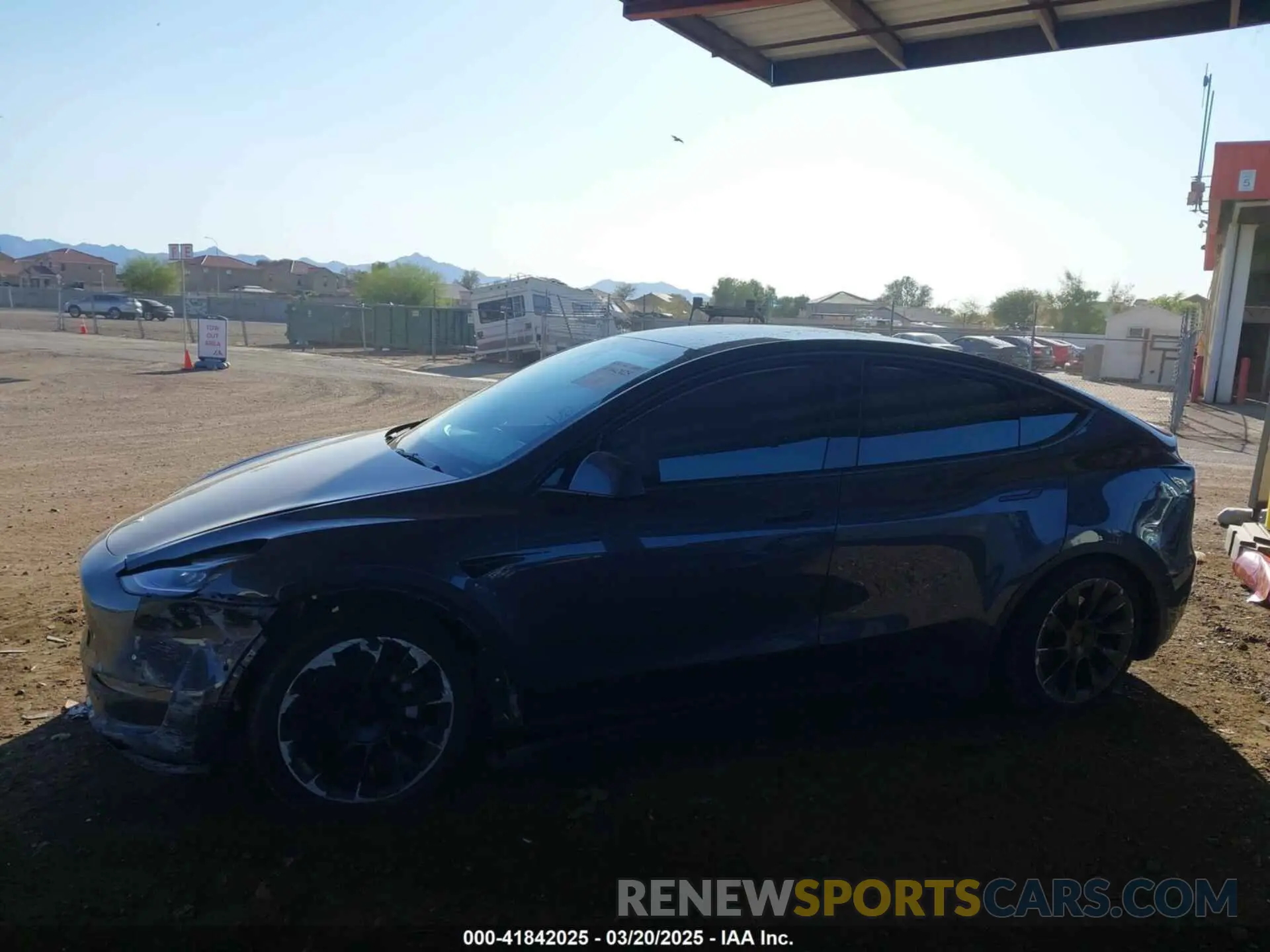 13 fotografías del automóvil dañado 7SAYGDEE2NA017434 TESLA MODEL Y 2022