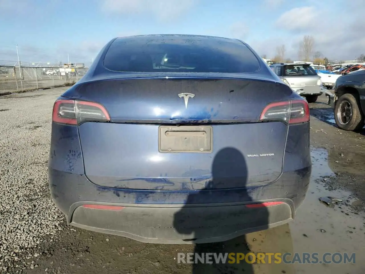 6 fotografías del automóvil dañado 7SAYGDEE2NF311886 TESLA MODEL Y 2022