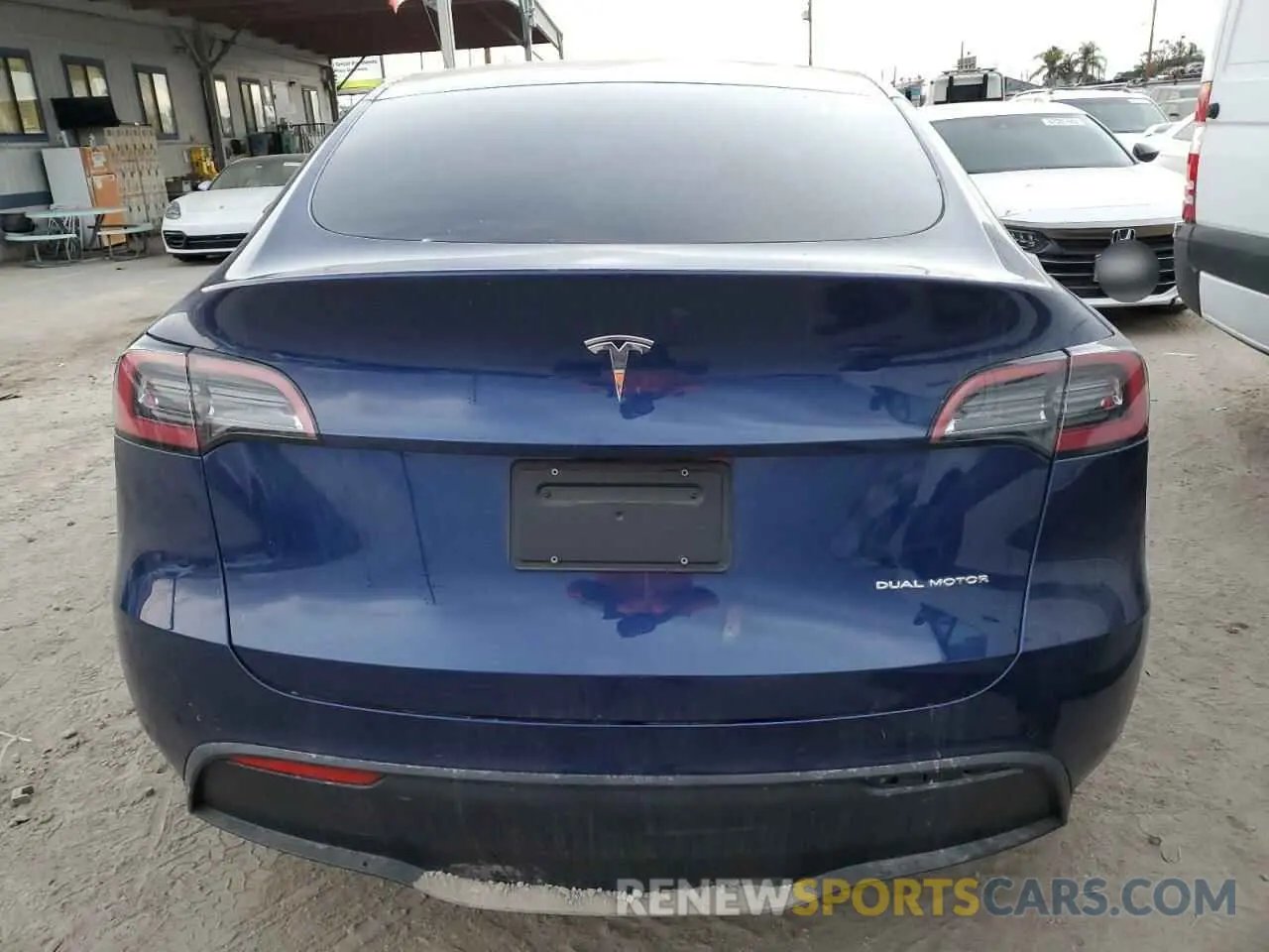 6 fotografías del automóvil dañado 7SAYGDEE2NF386619 TESLA MODEL Y 2022