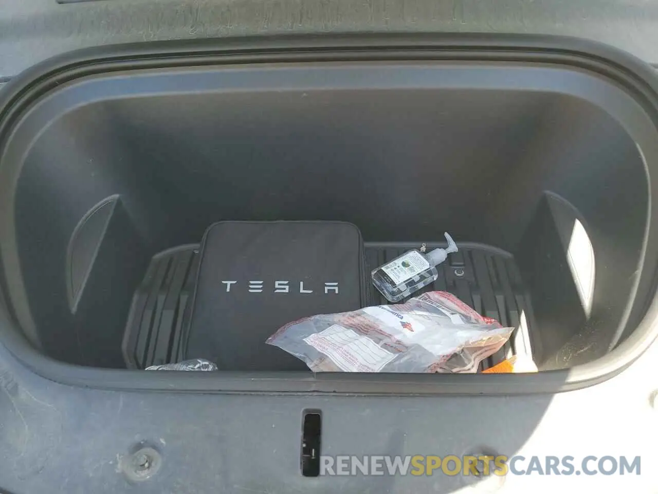 11 fotografías del automóvil dañado 7SAYGDEE2NF390993 TESLA MODEL Y 2022