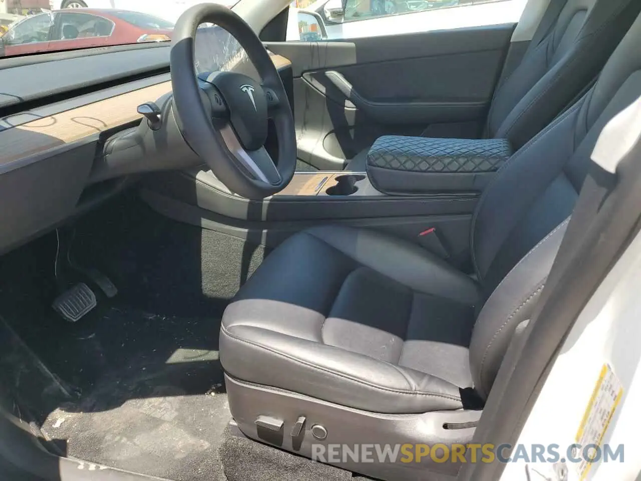 7 fotografías del automóvil dañado 7SAYGDEE2NF390993 TESLA MODEL Y 2022