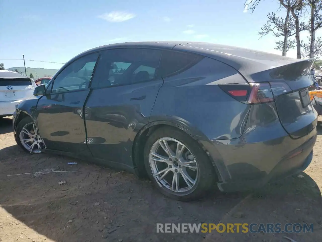 2 fotografías del automóvil dañado 7SAYGDEE2NF402320 TESLA MODEL Y 2022