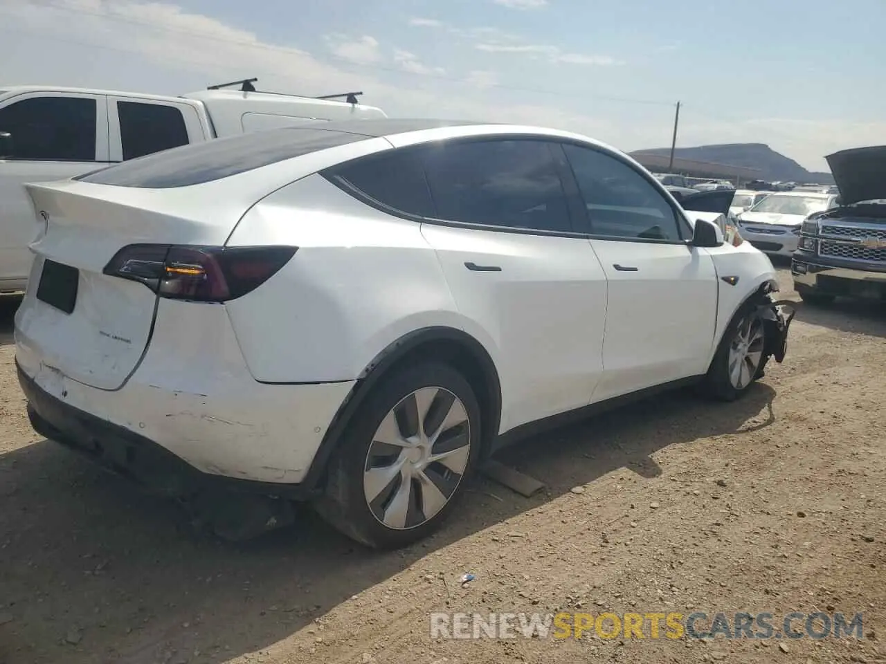 3 fotografías del automóvil dañado 7SAYGDEE2NF407503 TESLA MODEL Y 2022