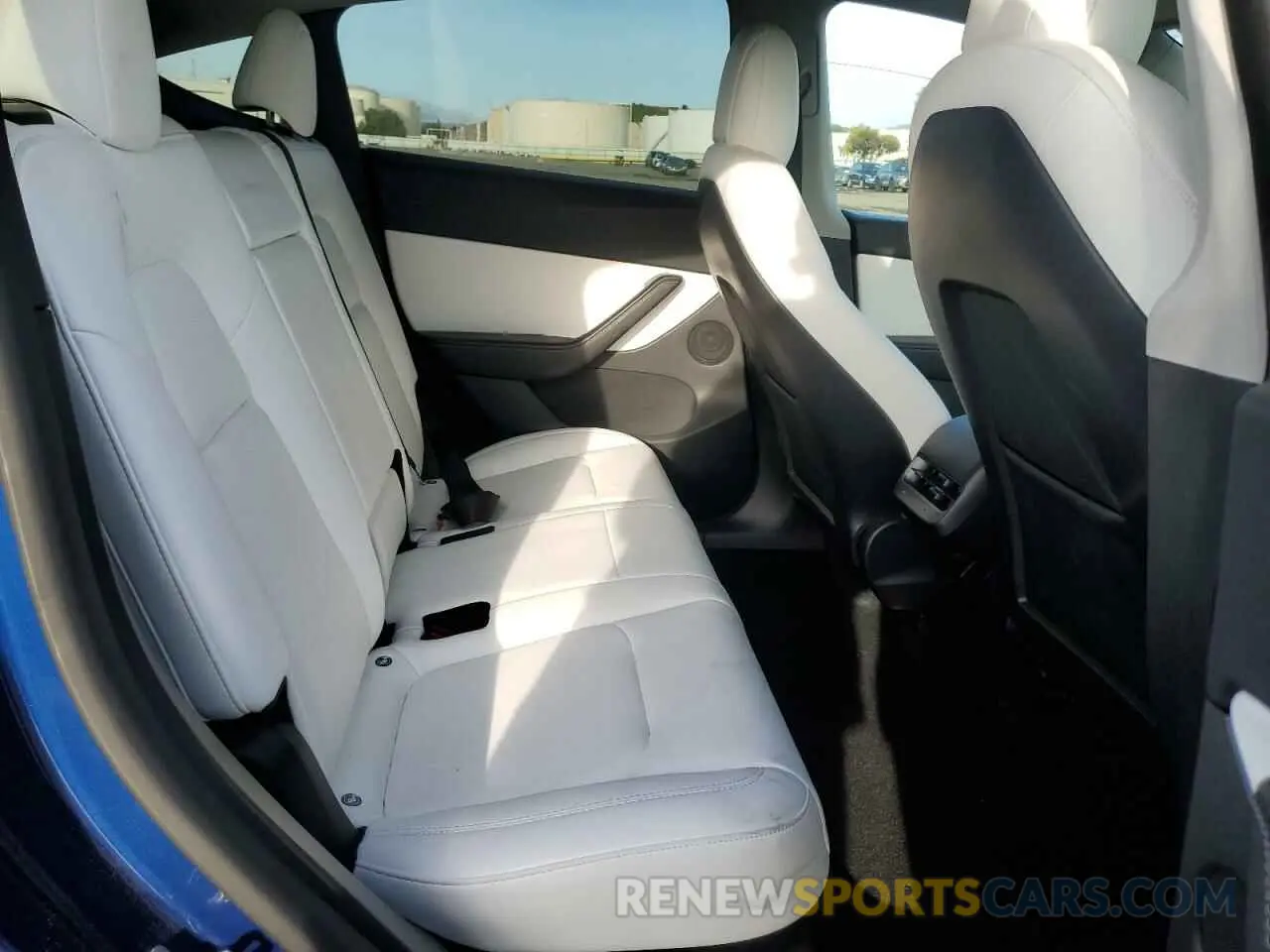 10 fotografías del automóvil dañado 7SAYGDEE2NF419229 TESLA MODEL Y 2022