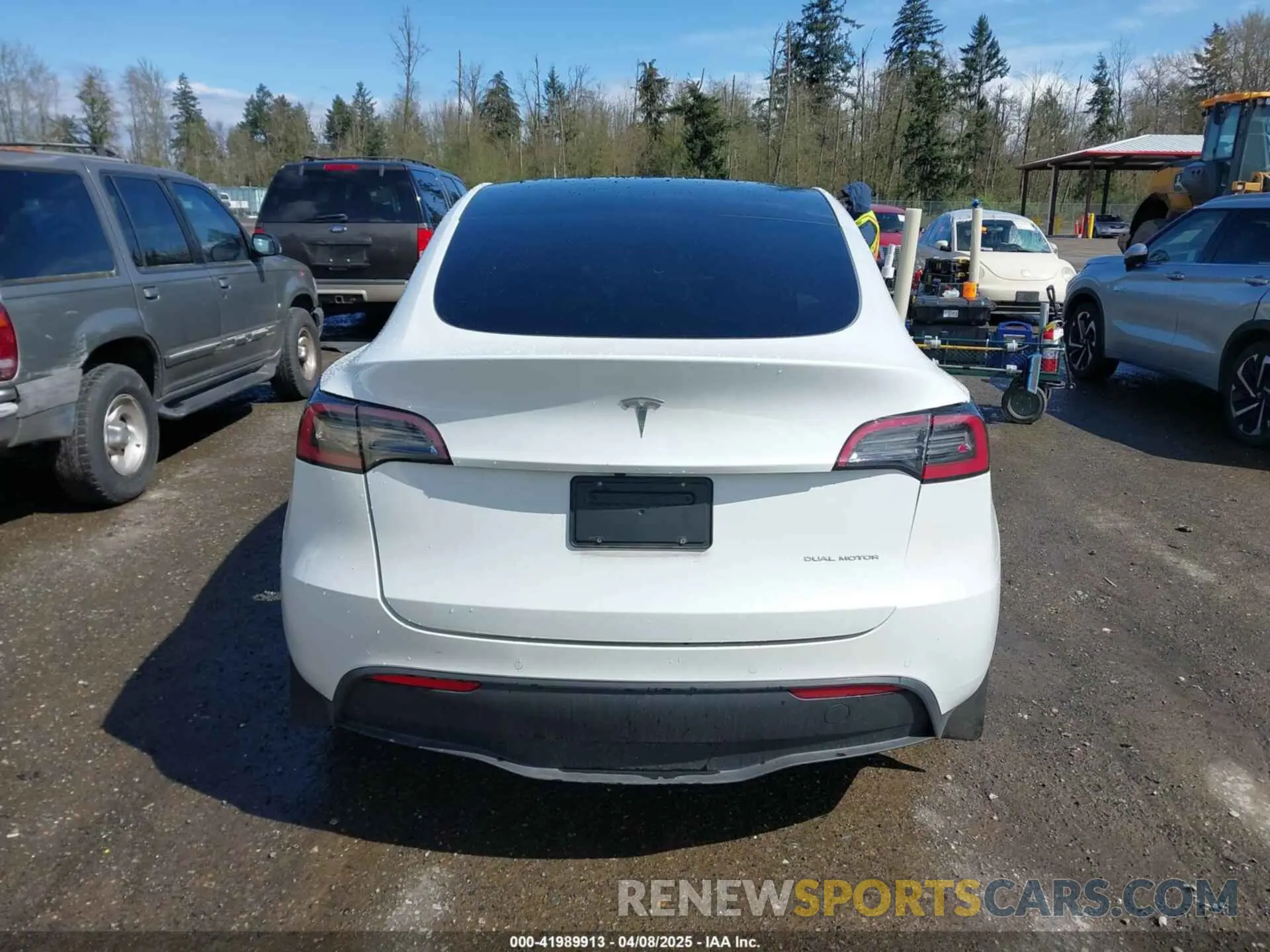 15 fotografías del automóvil dañado 7SAYGDEE2NF443174 TESLA MODEL Y 2022