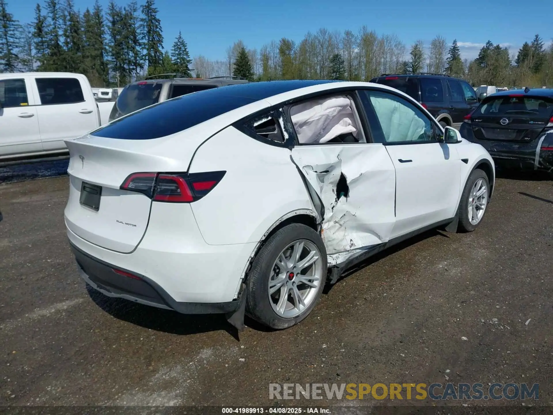 4 fotografías del automóvil dañado 7SAYGDEE2NF443174 TESLA MODEL Y 2022