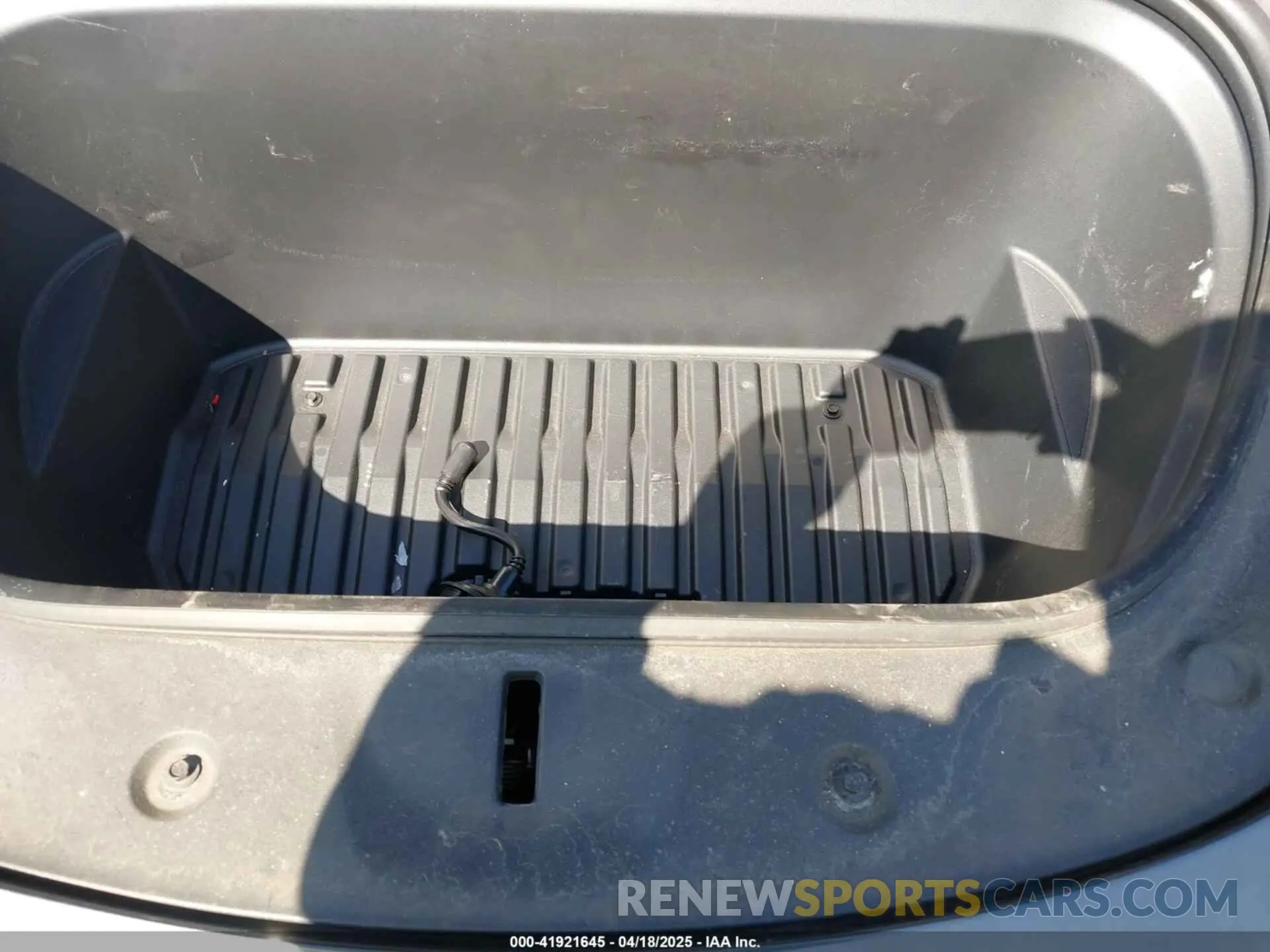 10 fotografías del automóvil dañado 7SAYGDEE2NF460945 TESLA MODEL Y 2022