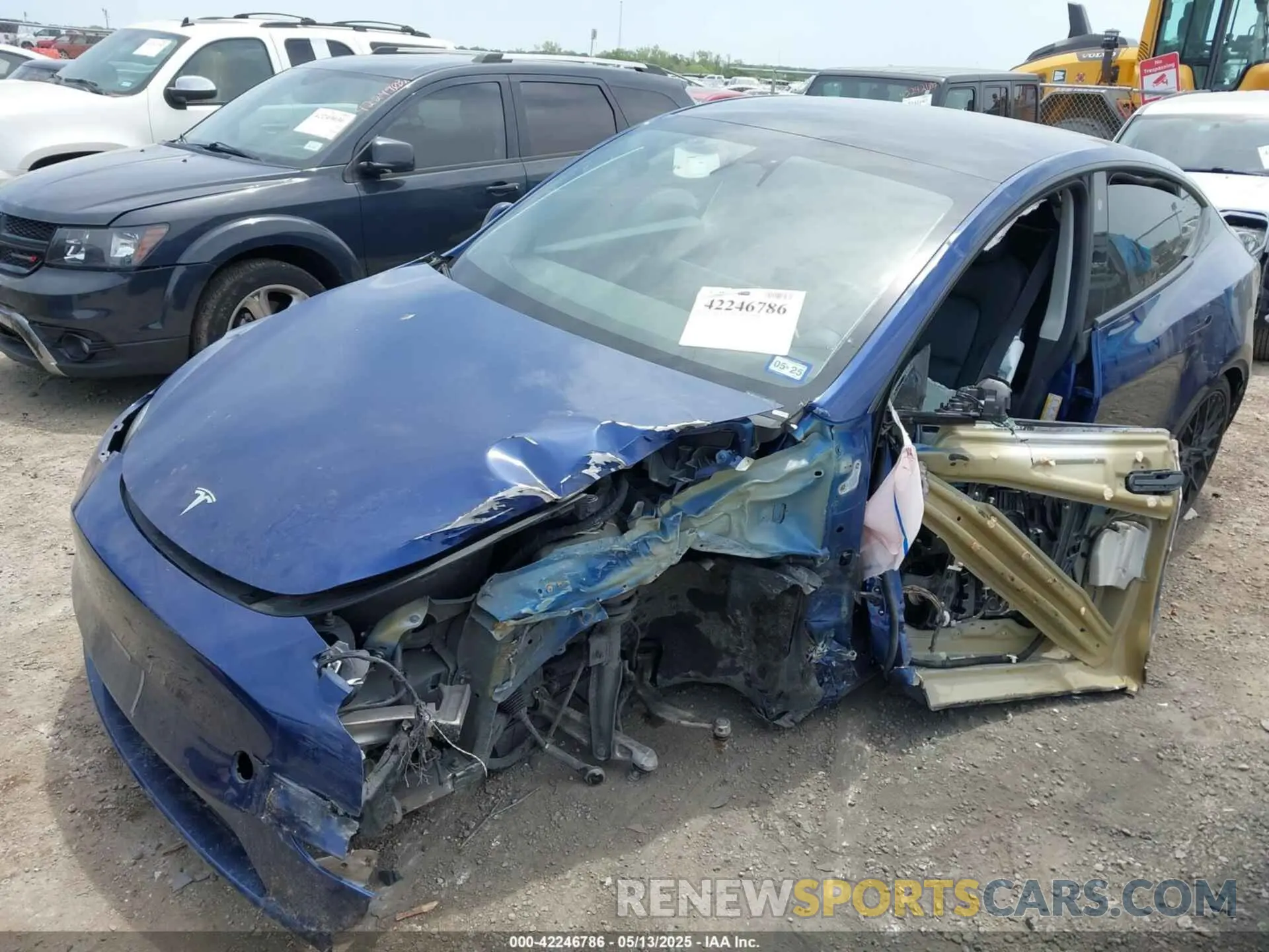 2 fotografías del automóvil dañado 7SAYGDEE2NF480161 TESLA MODEL Y 2022