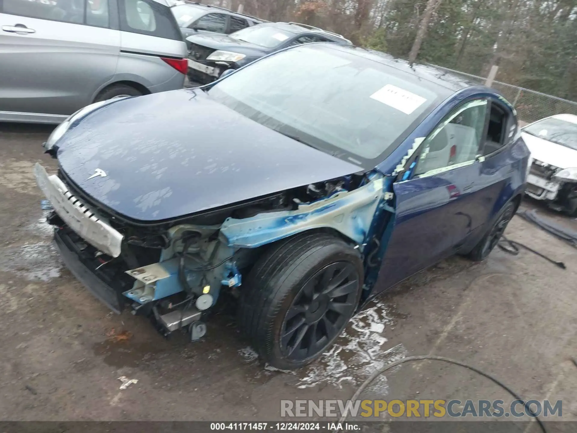 2 fotografías del automóvil dañado 7SAYGDEE2NF480354 TESLA MODEL Y 2022