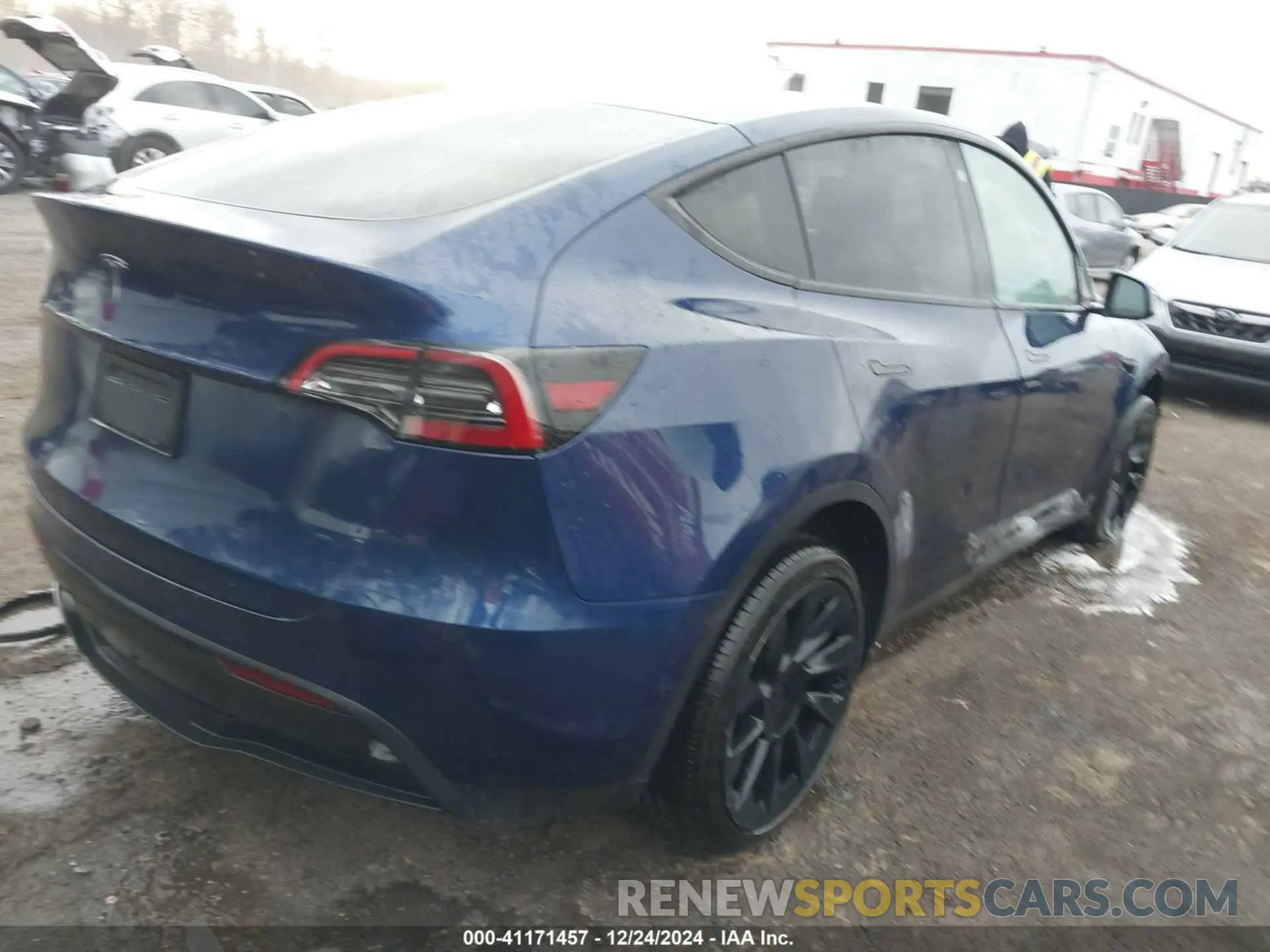 4 fotografías del automóvil dañado 7SAYGDEE2NF480354 TESLA MODEL Y 2022