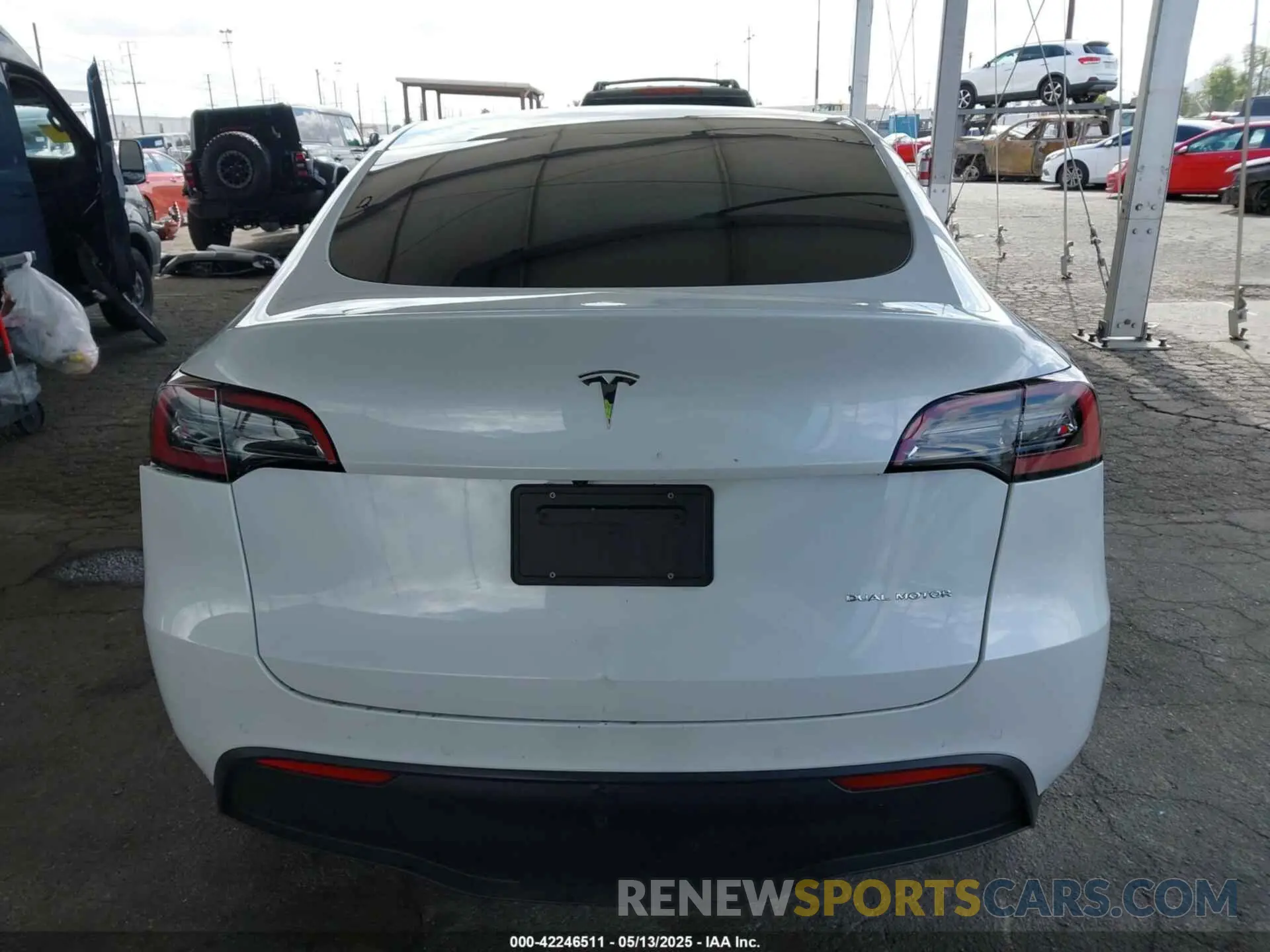 16 fotografías del automóvil dañado 7SAYGDEE2NF509769 TESLA MODEL Y 2022