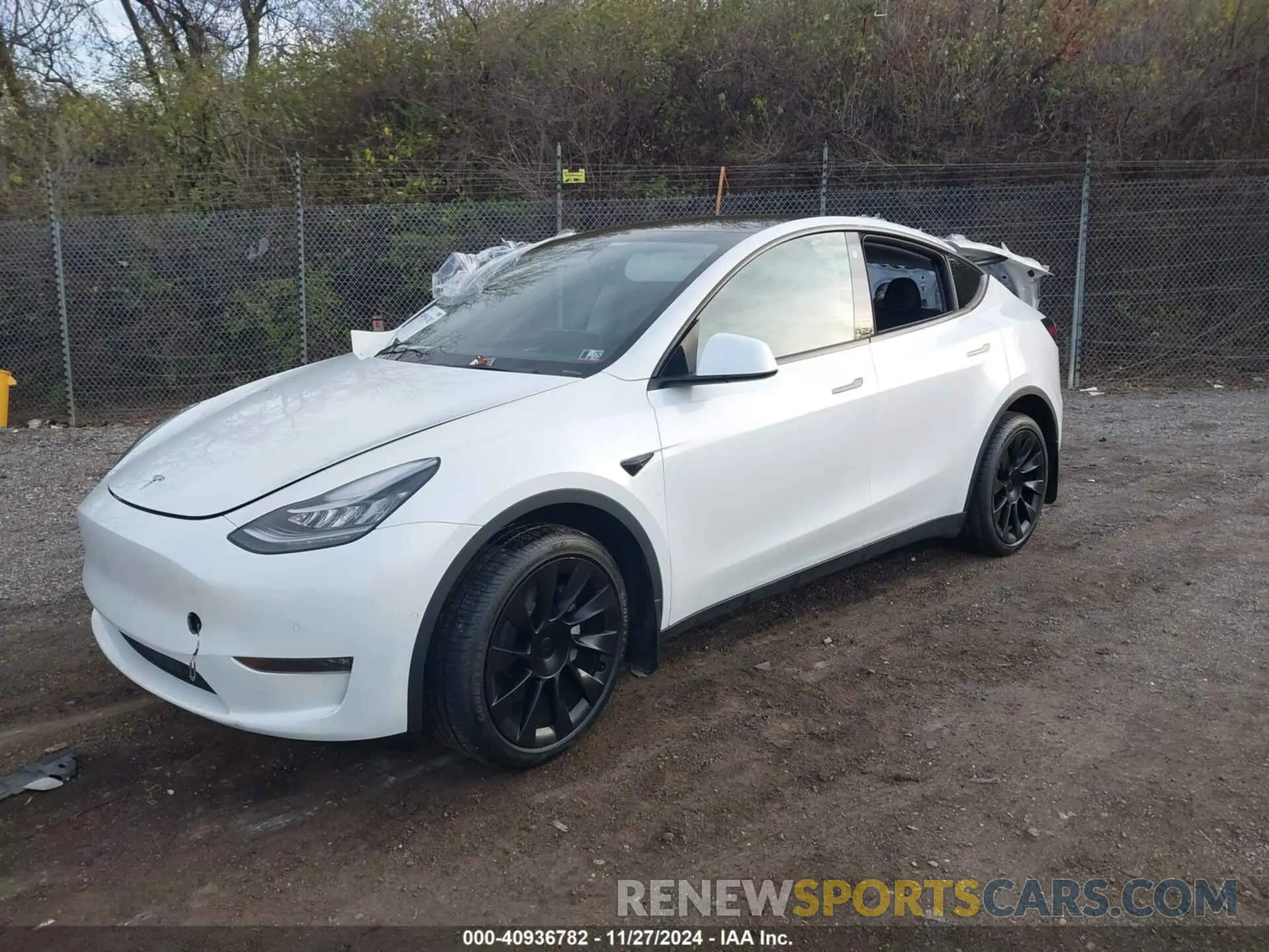 2 fotografías del automóvil dañado 7SAYGDEE3NA018401 TESLA MODEL Y 2022