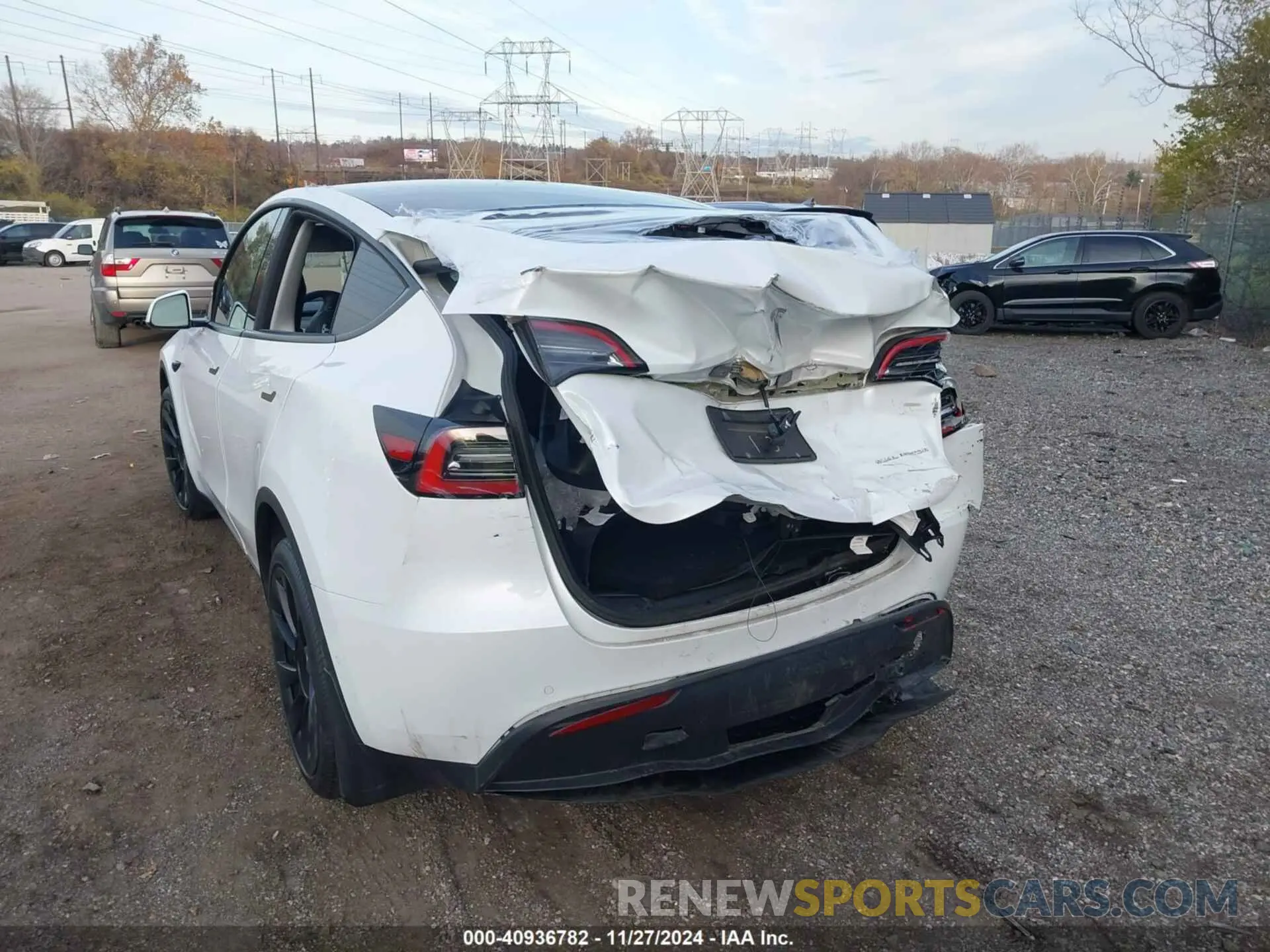 6 fotografías del automóvil dañado 7SAYGDEE3NA018401 TESLA MODEL Y 2022