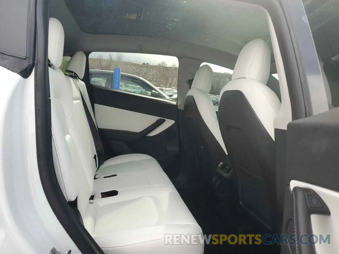 11 fotografías del automóvil dañado 7SAYGDEE3NF310150 TESLA MODEL Y 2022