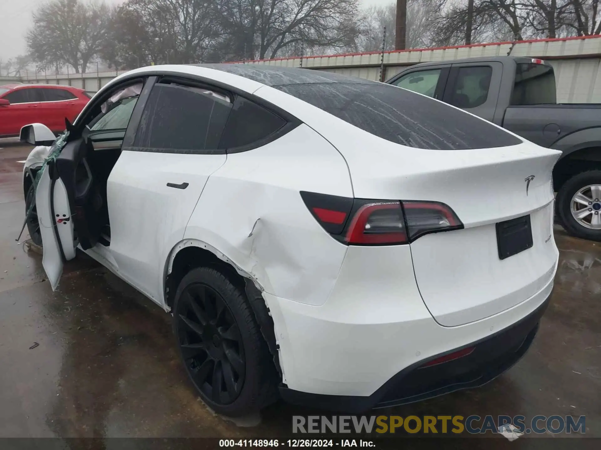 3 fotografías del automóvil dañado 7SAYGDEE3NF322122 TESLA MODEL Y 2022