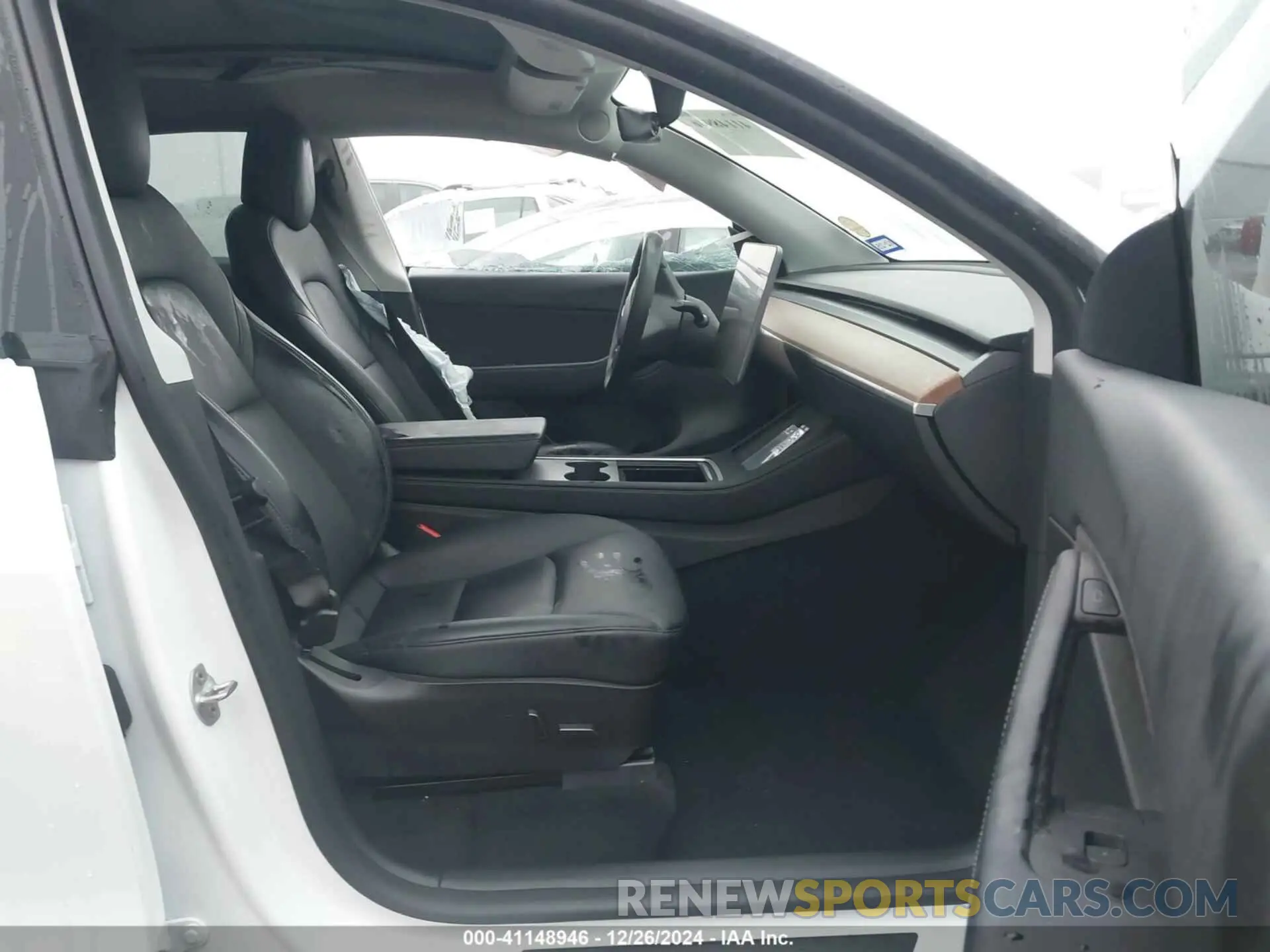 5 fotografías del automóvil dañado 7SAYGDEE3NF322122 TESLA MODEL Y 2022