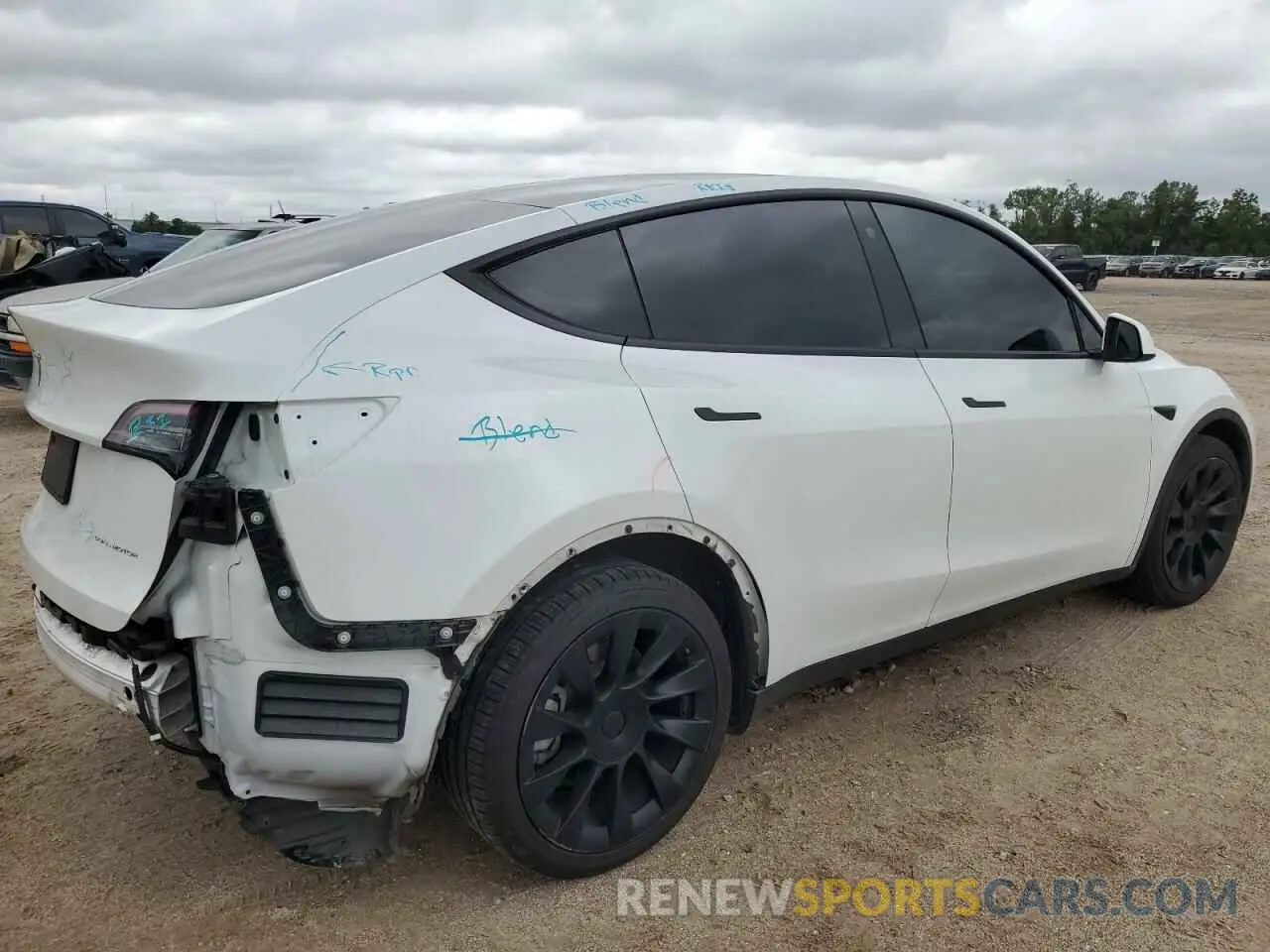 3 fotografías del automóvil dañado 7SAYGDEE3NF331483 TESLA MODEL Y 2022