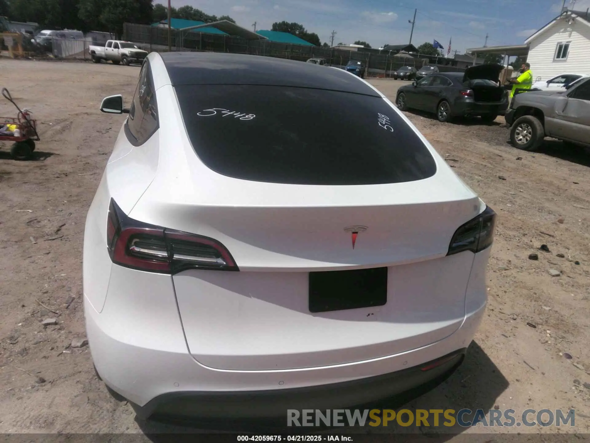 15 fotografías del automóvil dañado 7SAYGDEE3NF385933 TESLA MODEL Y 2022