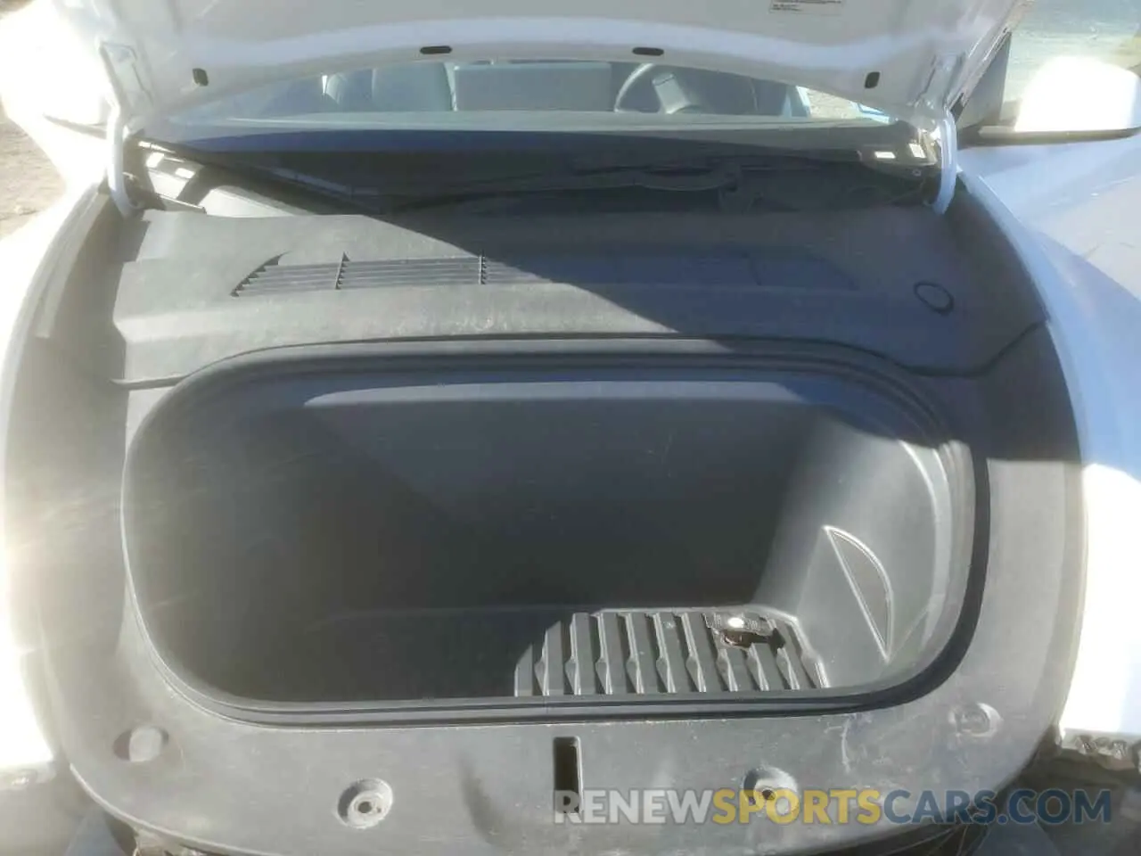 11 fotografías del automóvil dañado 7SAYGDEE3NF385950 TESLA MODEL Y 2022