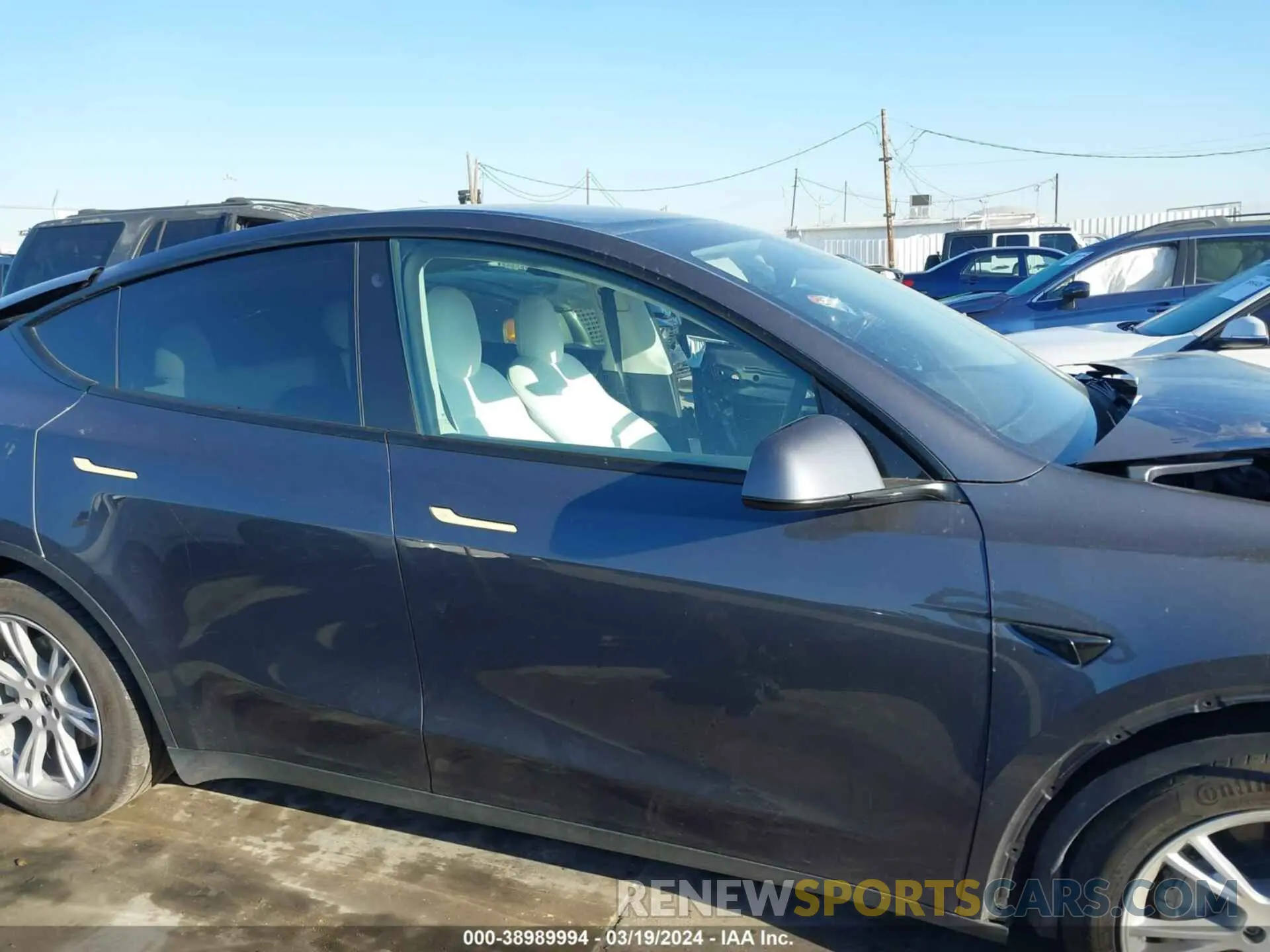 13 fotografías del automóvil dañado 7SAYGDEE3NF409650 TESLA MODEL Y 2022
