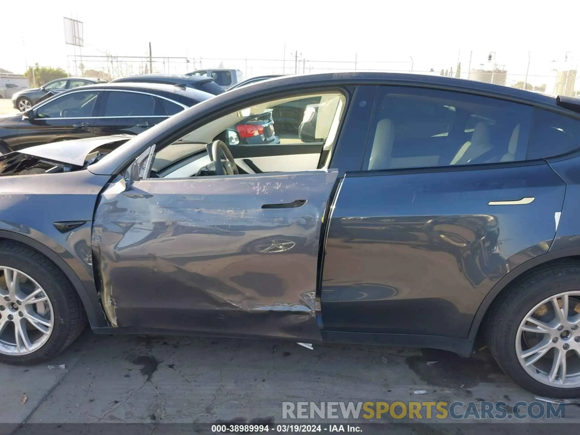 14 fotografías del automóvil dañado 7SAYGDEE3NF409650 TESLA MODEL Y 2022