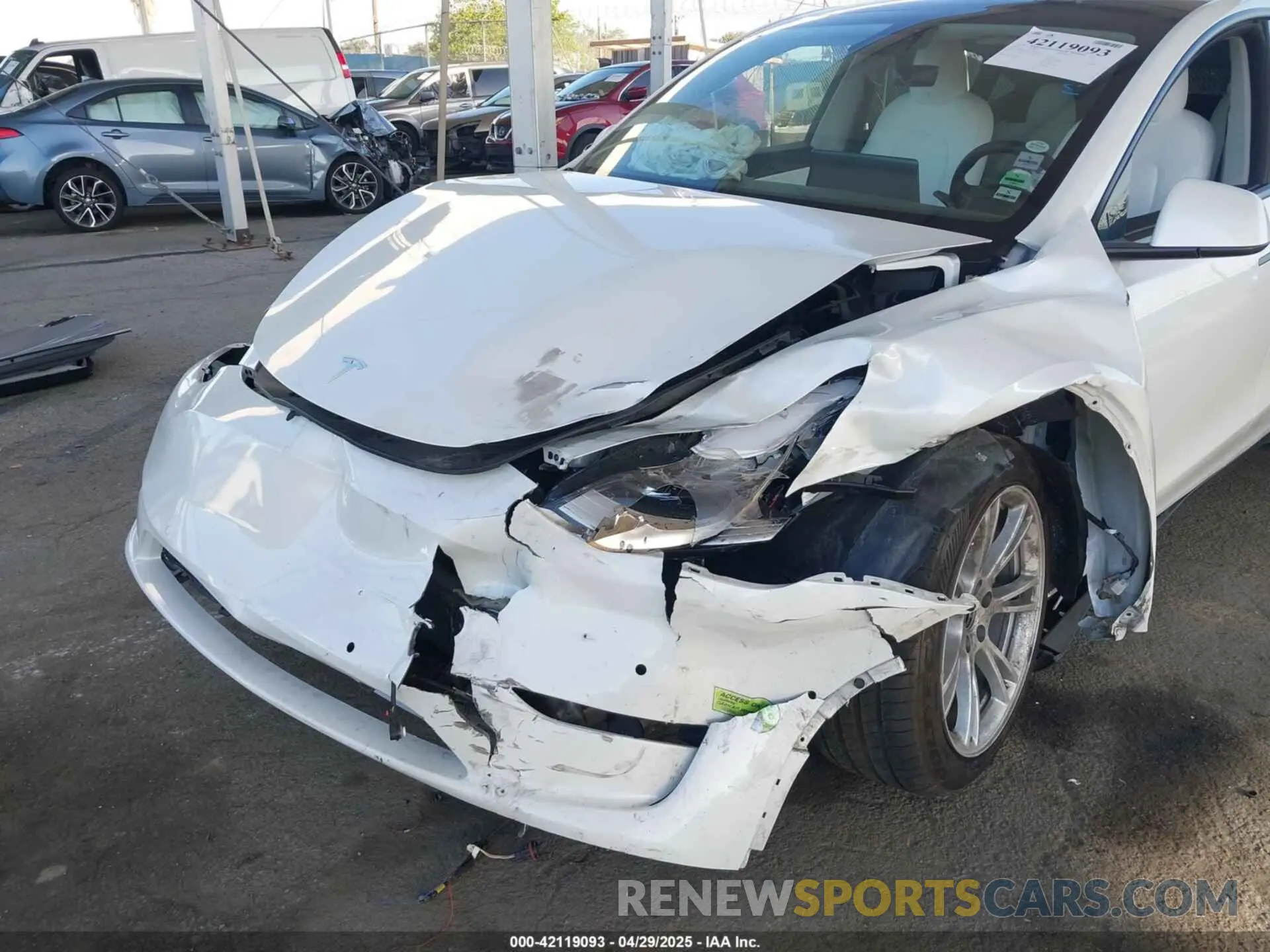 6 fotografías del automóvil dañado 7SAYGDEE3NF426030 TESLA MODEL Y 2022