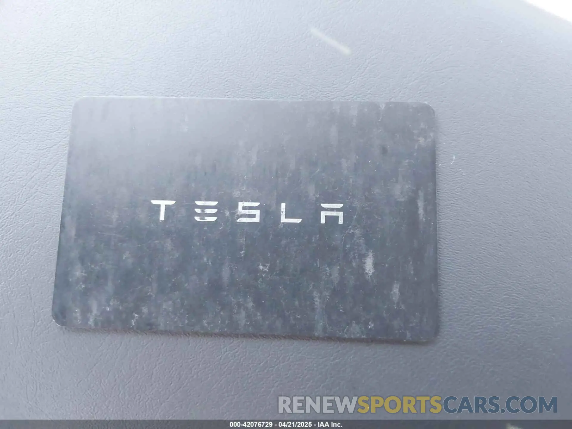 11 fotografías del automóvil dañado 7SAYGDEE3NF426481 TESLA MODEL Y 2022