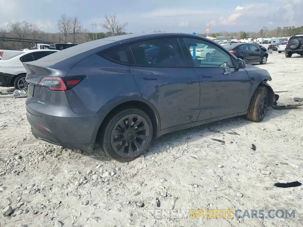 3 fotografías del automóvil dañado 7SAYGDEE3NF481223 TESLA MODEL Y 2022