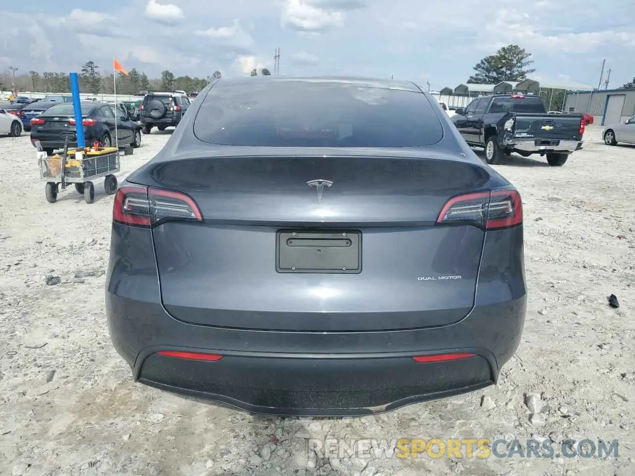 6 fotografías del automóvil dañado 7SAYGDEE3NF481223 TESLA MODEL Y 2022