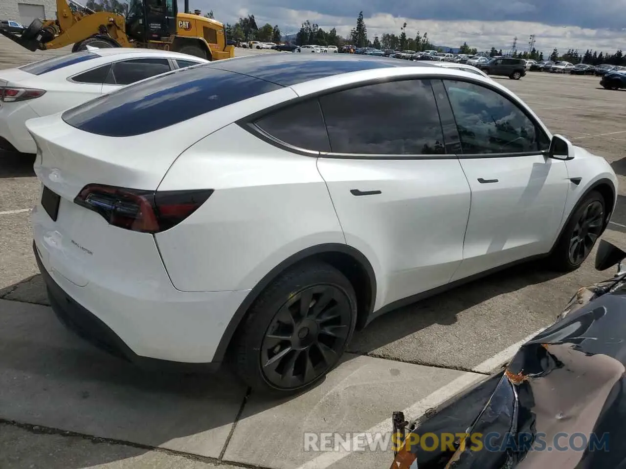 3 fotografías del automóvil dañado 7SAYGDEE3NF558379 TESLA MODEL Y 2022