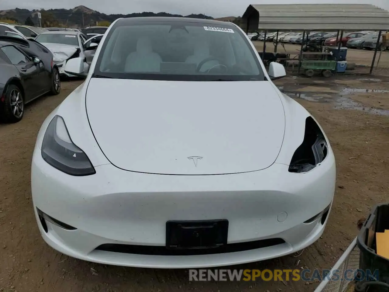 5 fotografías del automóvil dañado 7SAYGDEE3NF561086 TESLA MODEL Y 2022